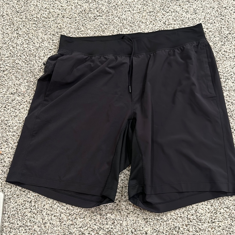 Men's Black Lululemon shorts